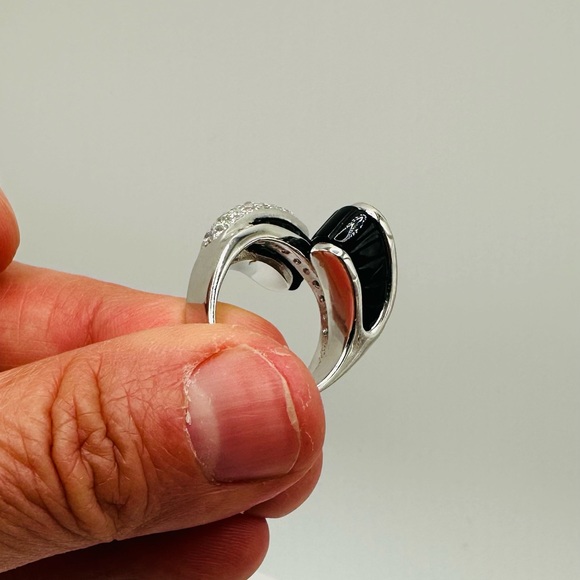 NWT Luxury Black Onyx Cubic Zirconia Bypass Ring - Picture 11 of 17